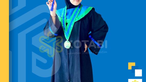 Konveksi Pembuatan Toga Wisuda